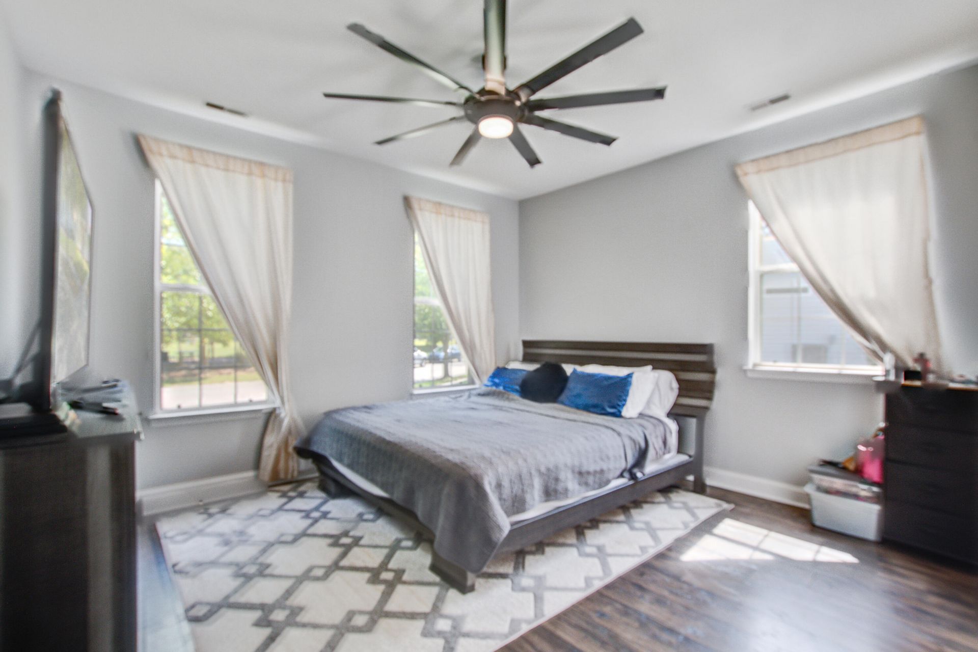 129 Full Moon Court Photo 23