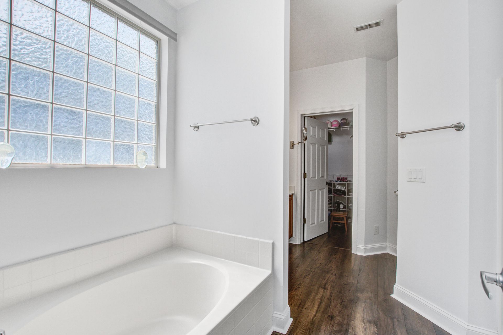 129 Full Moon Court Photo 26