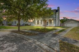 129 Full Moon Court photo 4