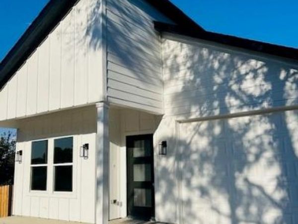 5824 Plum Dale Road , Dallas, TX 75241