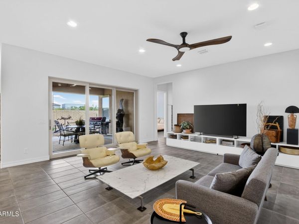 10351 E TEXAS Avenue, Mesa, AZ 85212