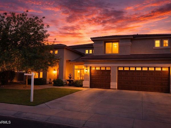 3019 S LARKSPUR Street, Gilbert, AZ 85295