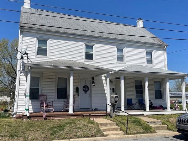 32 W NORTH STREET , SMYRNA, DE 19977