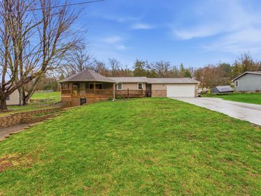 155 PARKWOOD Drive, COUNCIL BLUFFS, IA 51503