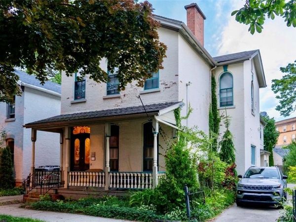 25 Whitney Place , Unit Rear, Buffalo, NY 14201