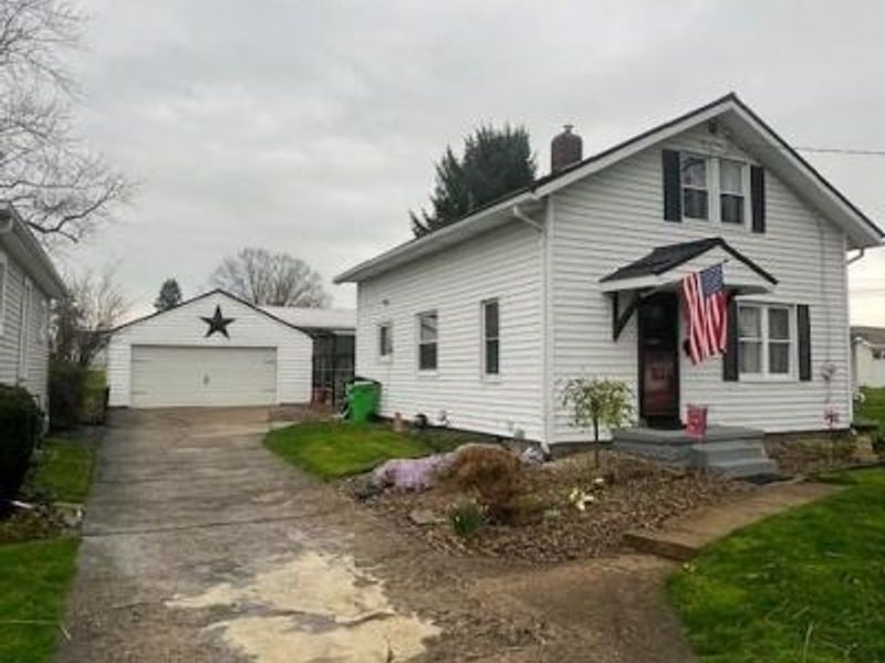 37 23rd Street NW, Massillon, OH 44647 Photo 4