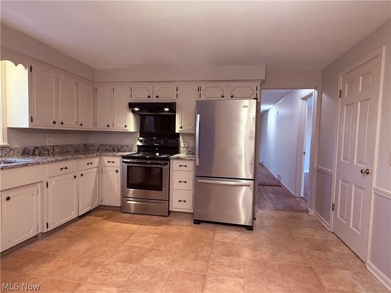 1800 Amarillo Street NW, North Canton, OH 44720 Photo 11