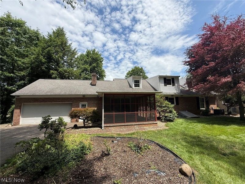 1800 Amarillo Street NW, North Canton, OH 44720 Photo 2