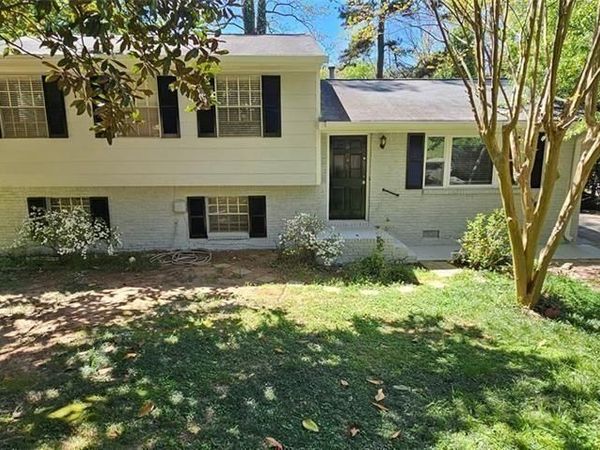 1096 Deleon Court, Clarkston, GA 30021