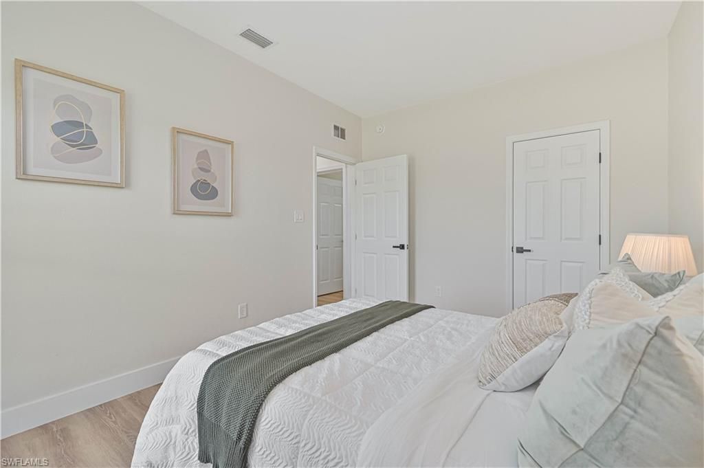 668 Kingsbury St E, Lehigh Acres, FL 33974 Photo