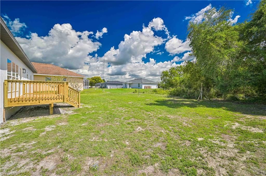 668 Kingsbury St E, Lehigh Acres, FL 33974 Photo