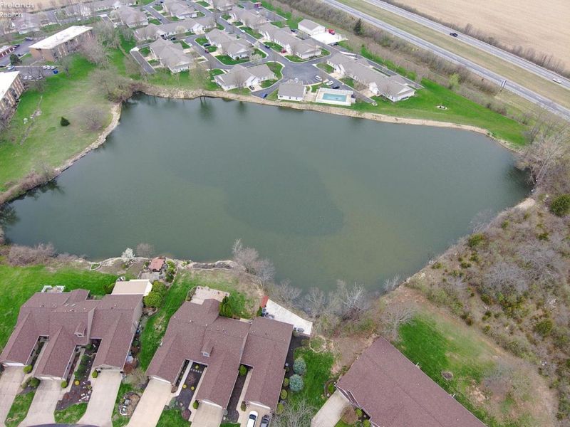 4716 Lake Court, Sandusky, OH 44870 Photo 6