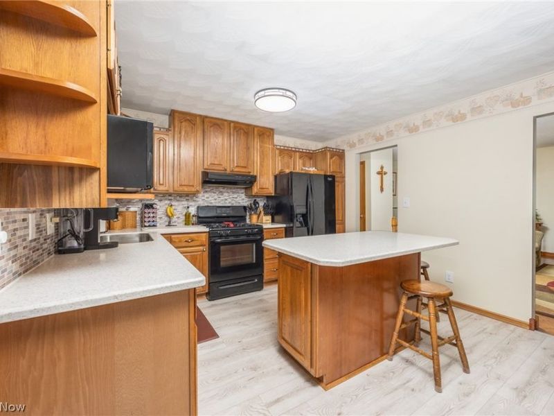 97 Woodland Acres Road, Marietta, OH 45750 Photo 8