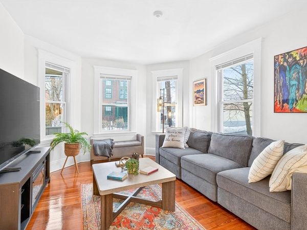 6 Brattle St, Unit 1, Arlington, MA 02476