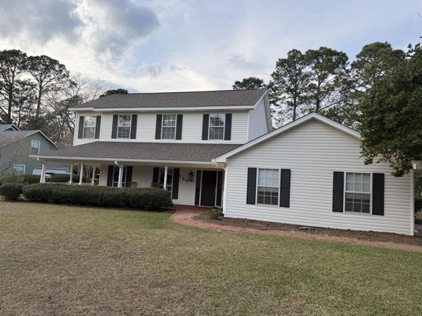 139 Baywind Drive, Niceville, FL 32578