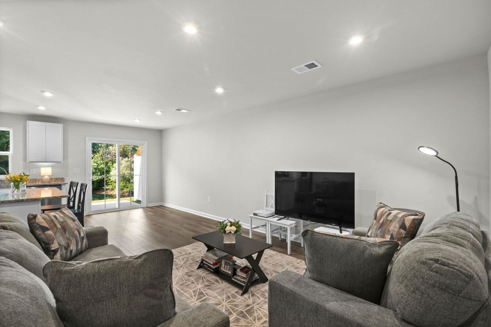 268 Christiana Ln. Photo 8