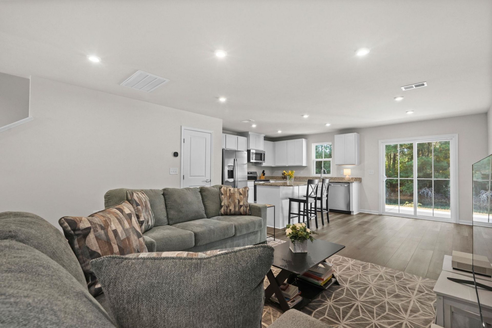 268 Christiana Ln. Photo 9