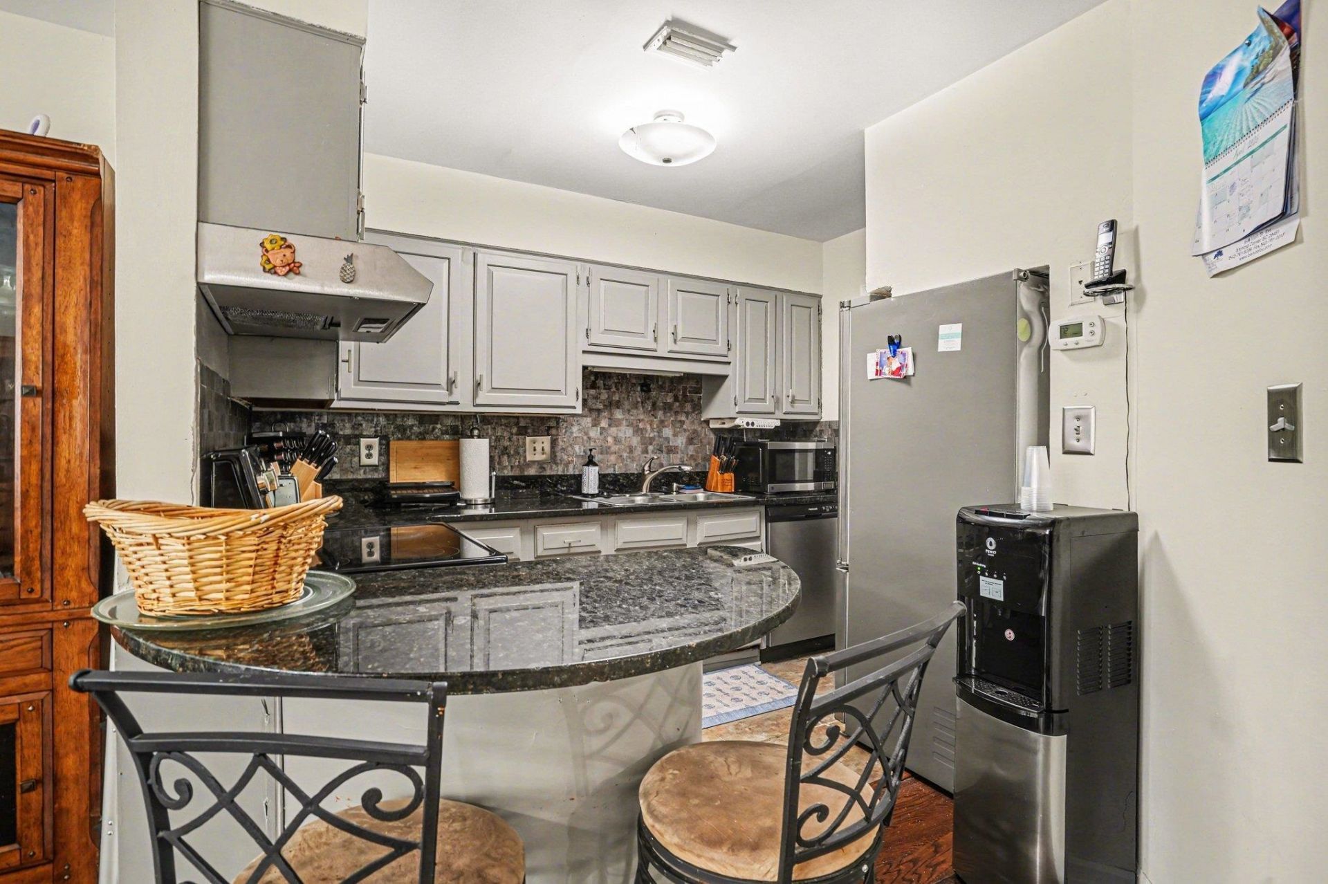 1201 Tiffany Ln. Photo 8