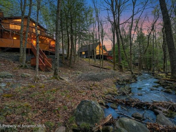 27 Floral Drive, Thornhurst, PA 18424