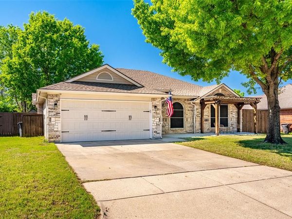 9216 Harvard Avenue, Fort Worth, TX 76118