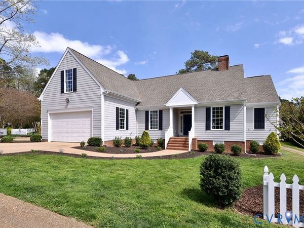 126 Hollinwell, Williamsburg, VA 23188