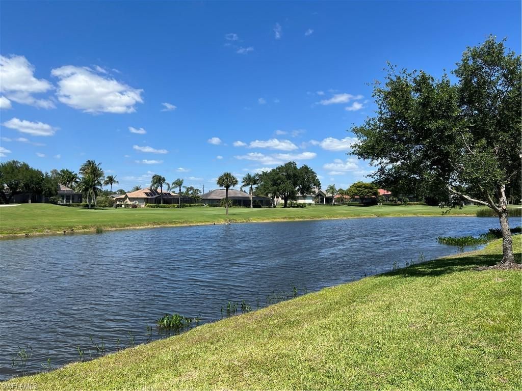 8555 Fairway Bend Dr, Estero, FL 33967 Photo