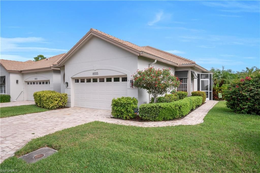 8555 Fairway Bend Dr, Estero, FL 33967 Photo