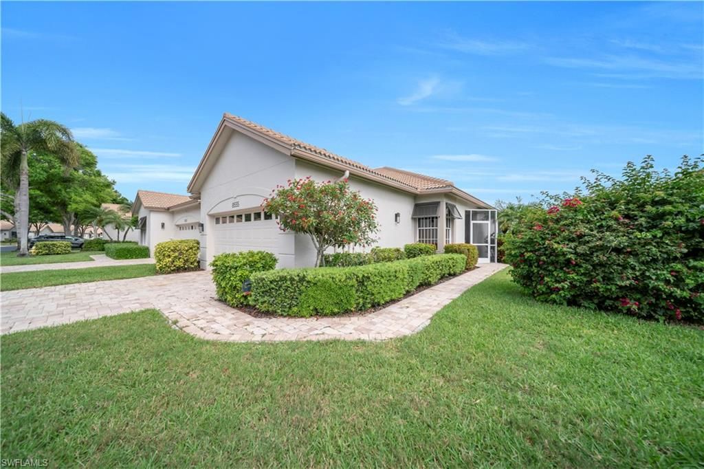 8555 Fairway Bend Dr, Estero, FL 33967 Photo