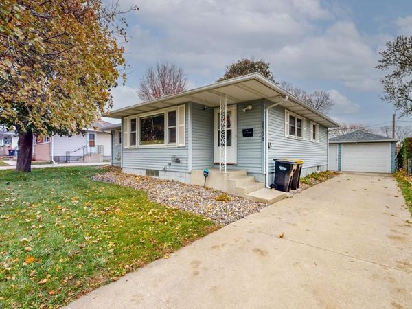 1508 16 1/2 Avenue NW, Rochester, MN 55901