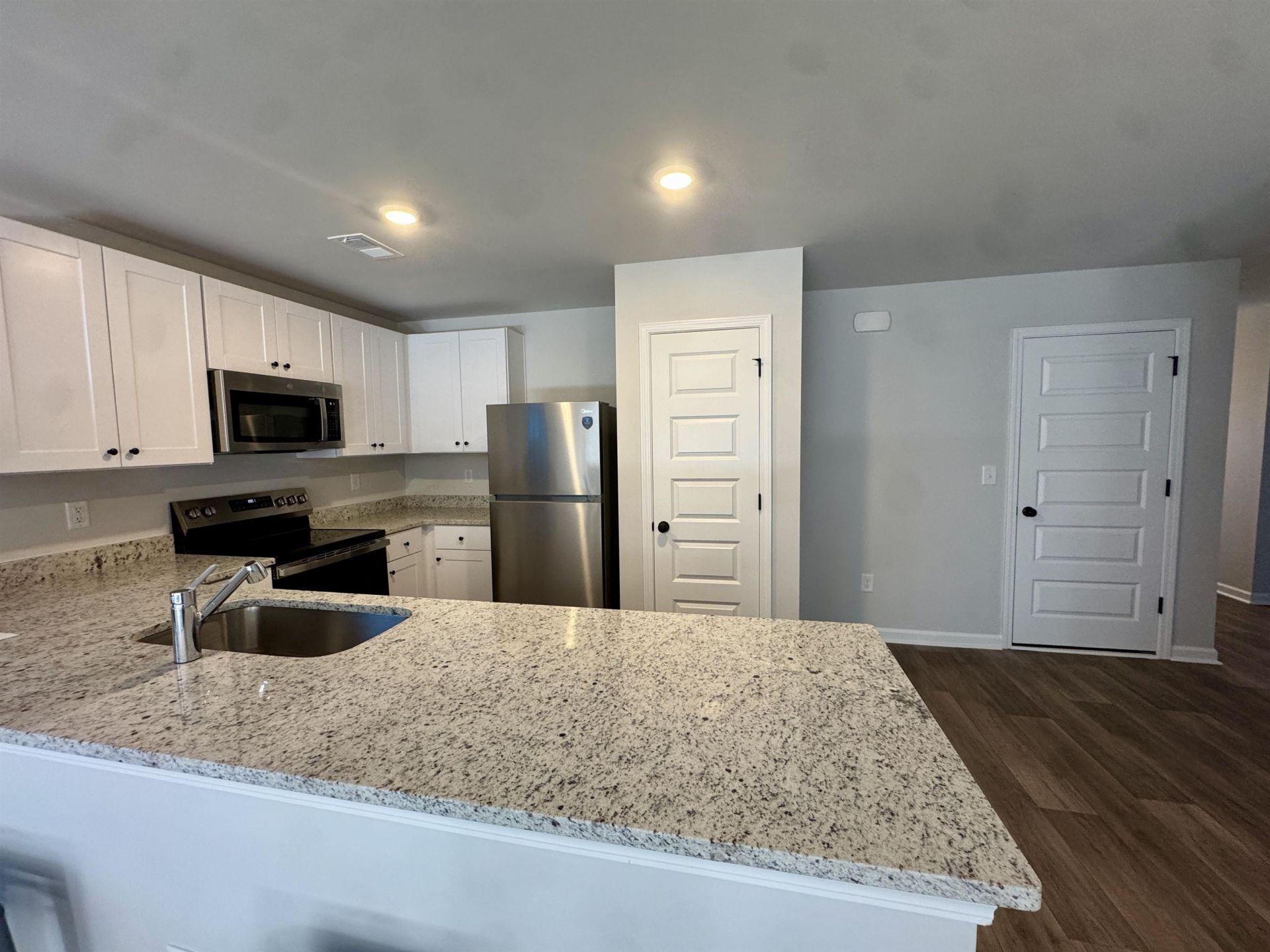 1735 King Oaks Loop Photo 8