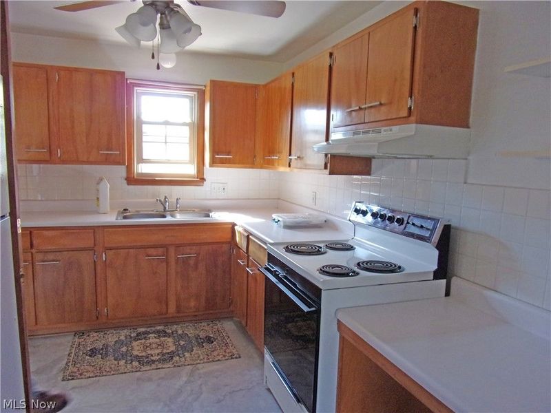 971 Wye Drive , Akron, OH 44303 Photo 5