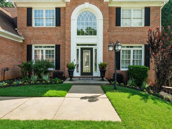 2638 Waters Edge, Gainesville, GA 30504