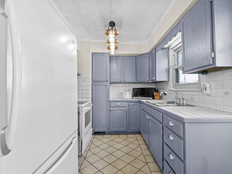 4281 Blythe Road, Columbus, OH 43224 Photo 11