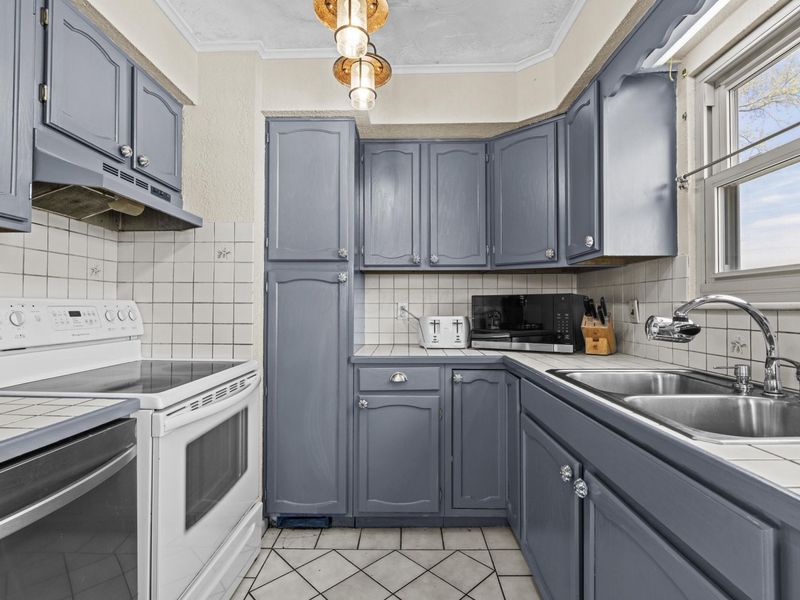 4281 Blythe Road, Columbus, OH 43224 Photo 12