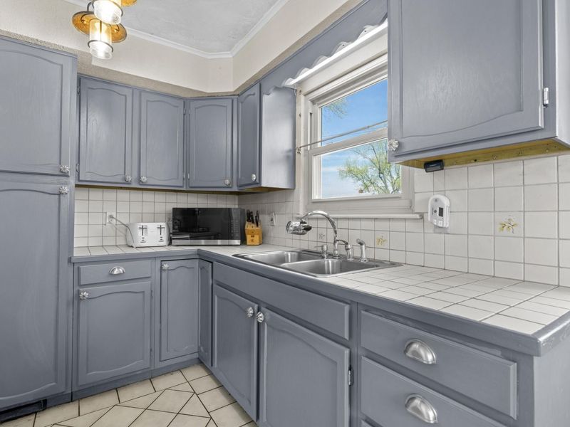 4281 Blythe Road, Columbus, OH 43224 Photo 13