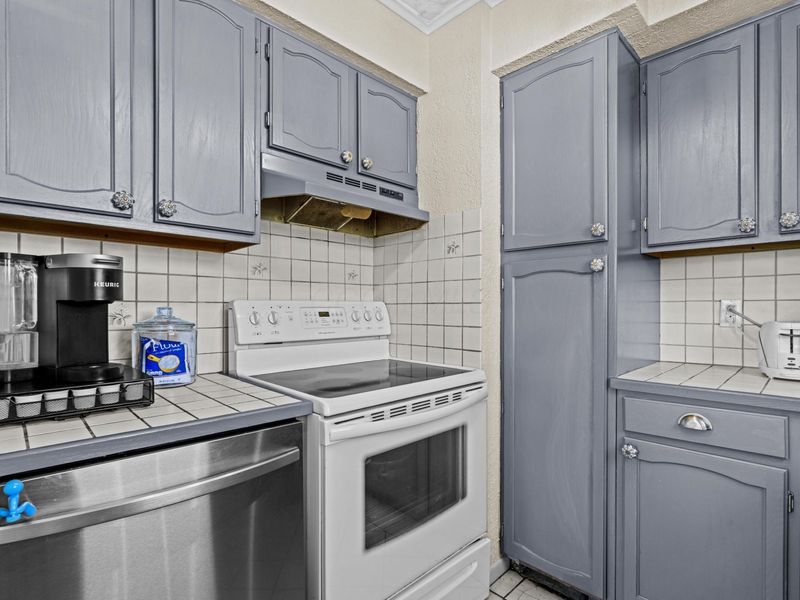 4281 Blythe Road, Columbus, OH 43224 Photo 15