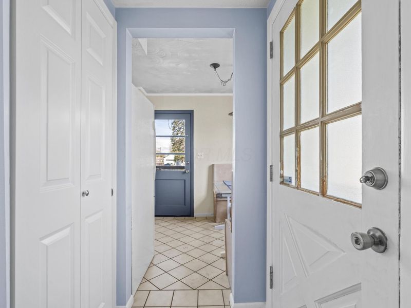 4281 Blythe Road, Columbus, OH 43224 Photo 7