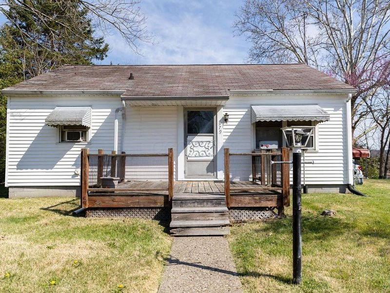 979 W Hubert Avenue, Lancaster, OH 43130 Photo 1