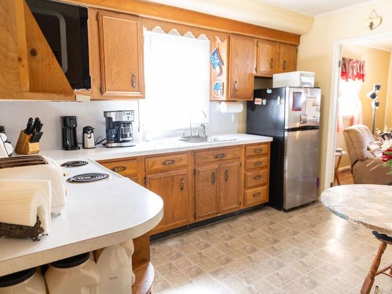 979 W Hubert Avenue, Lancaster, OH 43130 Photo 9