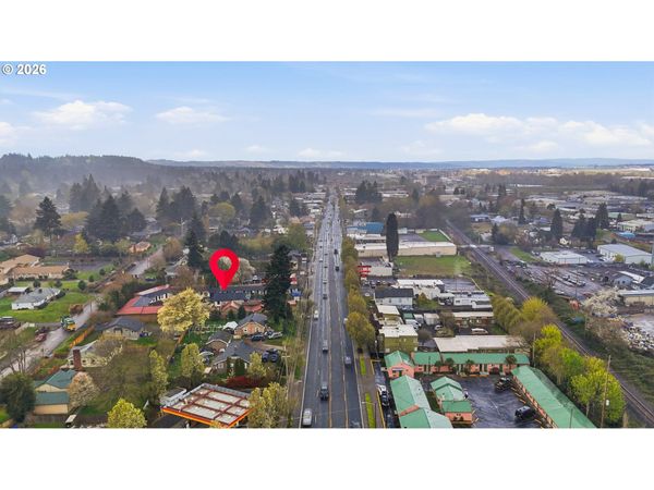 11324 NE SANDY BLVD, Portland, OR 97220