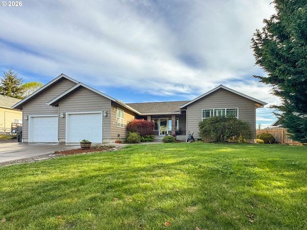 147 PALOMINO AVE, Roseburg, OR 97471