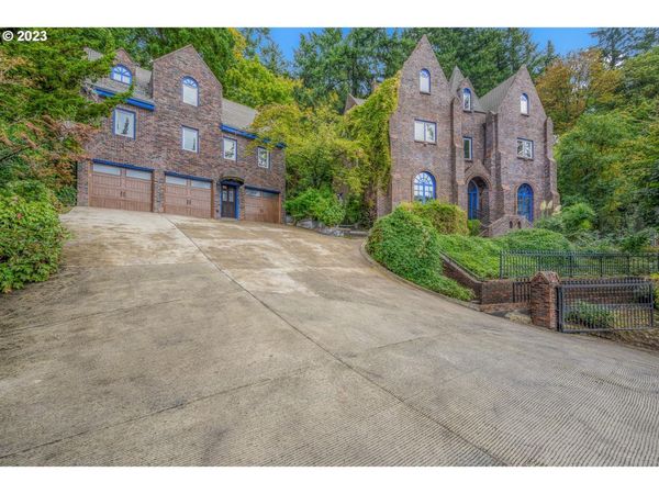 4224 SW MELVILLE AVE, Portland, OR 97239