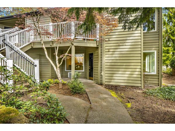 5054 FOOTHILLS DR, Unit B, Lake Oswego, OR 97034