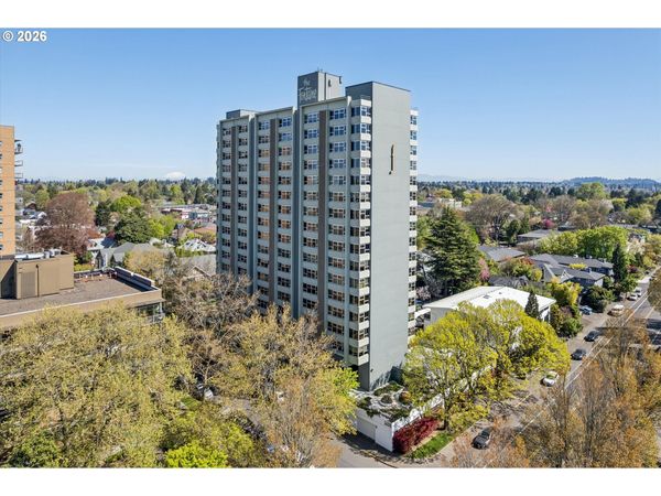 1220 NE 17TH AVE, Unit 3D, Portland, OR 97232
