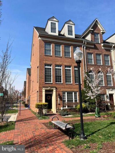 5156 Brawner Place , Alexandria, VA 22304 Main Photo