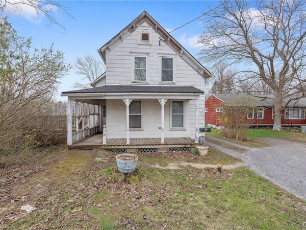 1229 Tulip Street, Liverpool, NY 13090