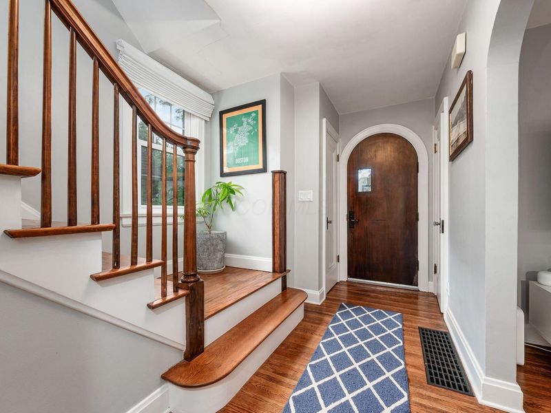 498 Oakland Park Avenue, Columbus, OH 43214 Photo 3