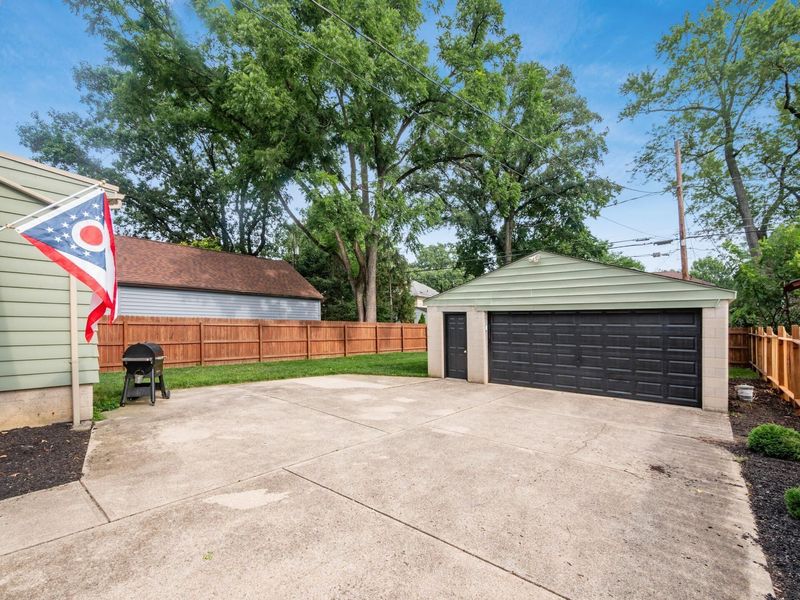 498 Oakland Park Avenue, Columbus, OH 43214 Photo 32