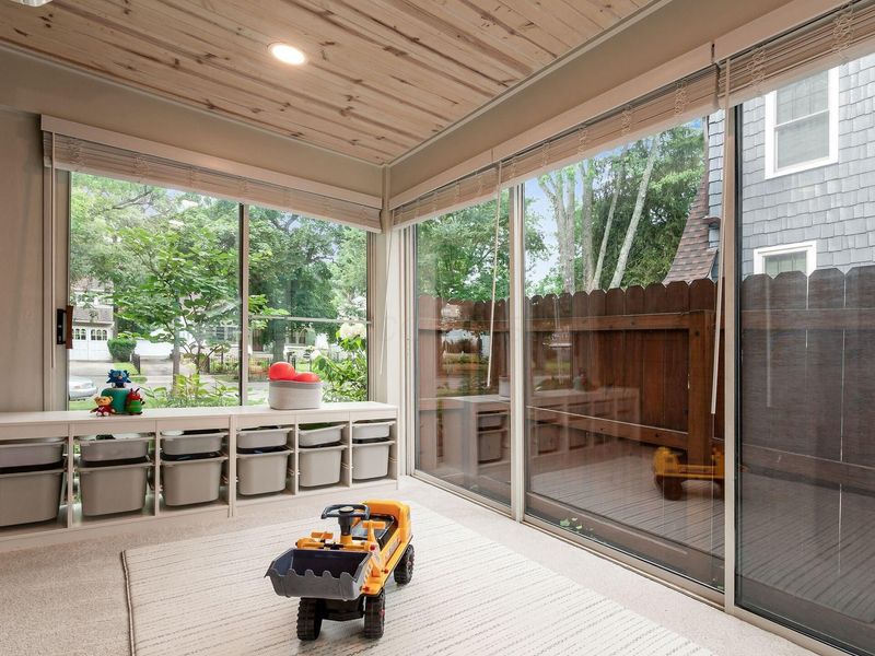 498 Oakland Park Avenue, Columbus, OH 43214 Photo 8