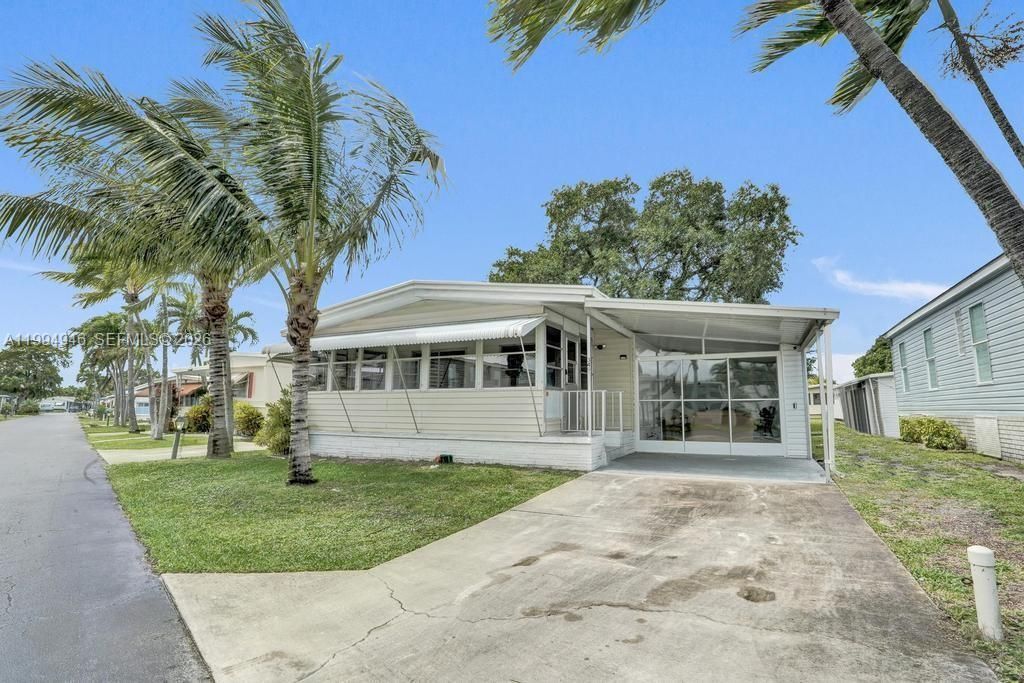 3495 Tee Terrace, Pompano Beach, FL 33069 Photo